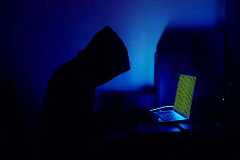 Aplicativos falsos de rastreamento de covid-19 podem roubar dados pessoais