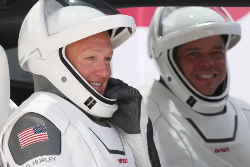 Cápsula da SpaceX deve trazer astronautas de volta à Terra em 2 de agosto